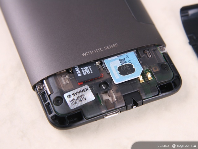 Android 新生旗艦機 - HTC Desire HD