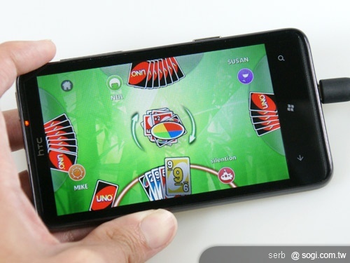 遠傳推 Xbox360+WP7手機 套裝組合 遠傳推 Xbox360+WP7手機 套裝組合