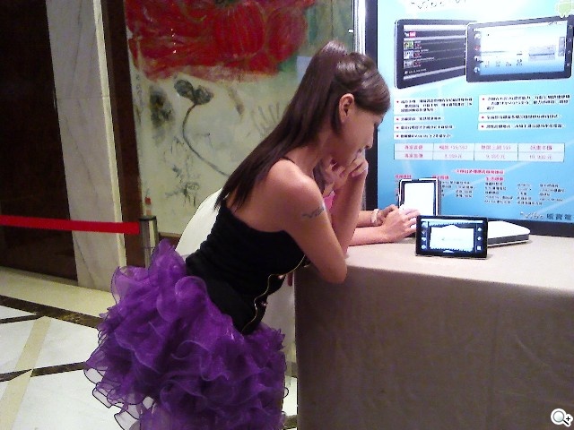 威寶推VPad及多款Android 2.2新機 威寶推VPad及多款Android 2.2新機