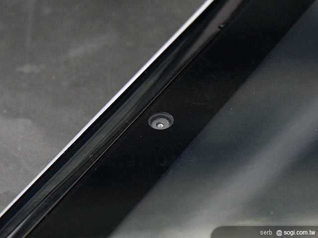 Android平板 TOSHIBA Folio 100初亮相 Android平板 TOSHIBA Folio 100初亮相