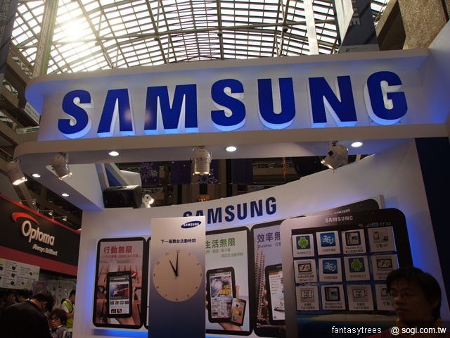 三星i9000雪白新色 資訊月首曝光