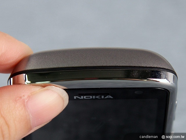 NOKIA C6-01 最親切的Symbian^3智慧機 NOKIA C6-01 最親切的Symbian^3智慧機