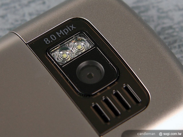 NOKIA C6-01 最親切的Symbian^3智慧機 NOKIA C6-01 最親切的Symbian^3智慧機