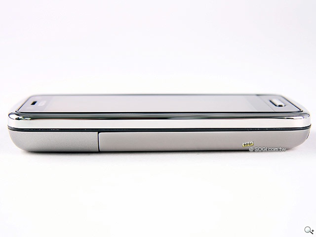 NOKIA C6-01 最親切的Symbian^3智慧機 NOKIA C6-01 最親切的Symbian^3智慧機