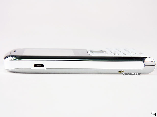 MOTO EX115 雙卡商務機霸主 MOTO EX115 雙卡商務機霸主