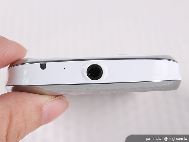 MOTO EX115 雙卡商務機霸主 MOTO EX115 雙卡商務機霸主