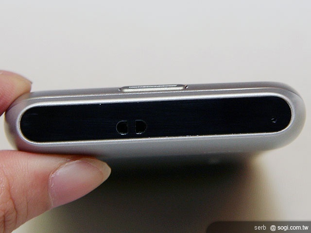 NOKIA E7 有「智」事竟成 完美上市 NOKIA E7 有「智」事竟成 完美上市