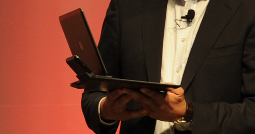 最強大手機 MOTO Atrix 4G 雙核機發表! 最強大手機 MOTO Atrix 4G 雙核機發表!