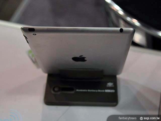 雙核平板電腦iPad 2 現身CES會場?【CES 2011】 雙核平板電腦iPad 2 現身CES會場?【CES 2011】