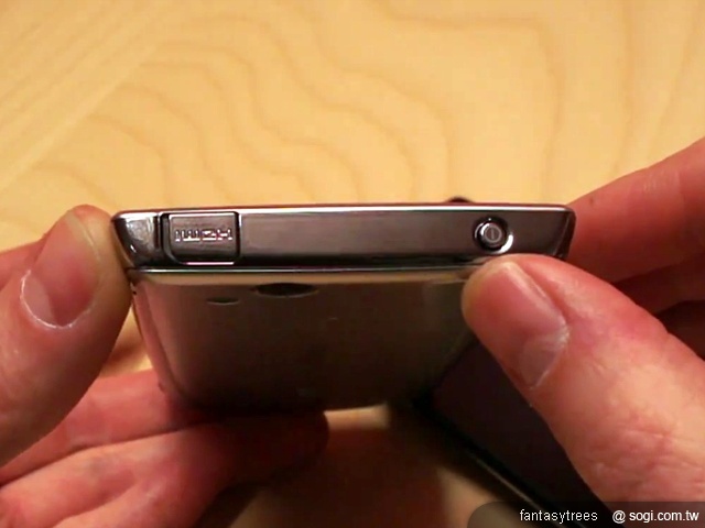 燒燙燙的SE XPERIA Arc實機動手玩! 燒燙燙的SE XPERIA Arc實機動手玩!