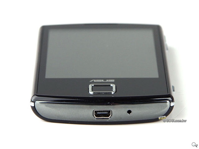平價的超跑導航手機 ASUS A50 平價的超跑導航手機 ASUS A50
