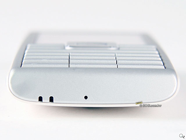 快樂做環保 Sony Ericsson Cedar 銀白新色 快樂做環保 Sony Ericsson Cedar 銀白新色