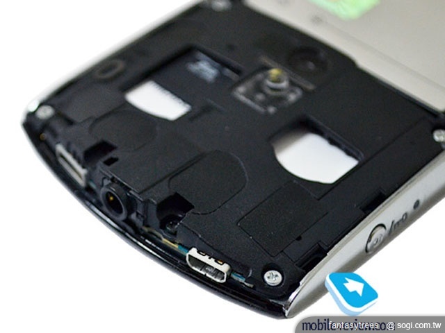 SE推Android2.3手機Hallon MT15i SE推Android2.3手機Hallon MT15i