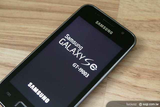 三星GALAXY S i9003 顯示效果比較短評 三星GALAXY S i9003 顯示效果比較短評