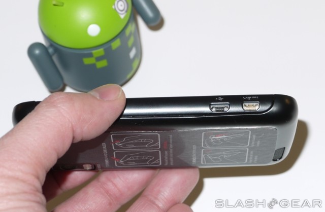 MOTO強機Atrix 4G 開箱動手玩 MOTO強機Atrix 4G 開箱動手玩