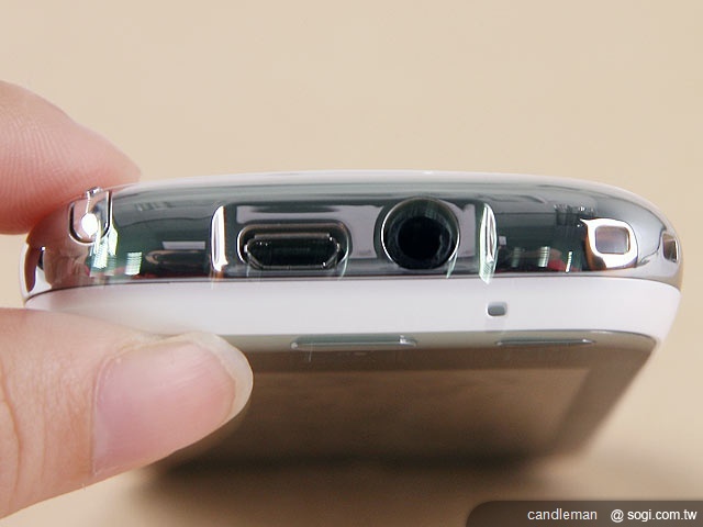 韓風觸控雙待機 UTEC B789 韓風觸控雙待機 UTEC B789