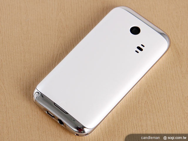 韓風觸控雙待機 UTEC B789 韓風觸控雙待機 UTEC B789