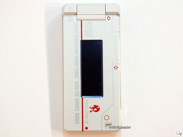 親身操控鋼彈 Sharp 945SH 鋼彈紀念版 親身操控鋼彈 Sharp 945SH 鋼彈紀念版