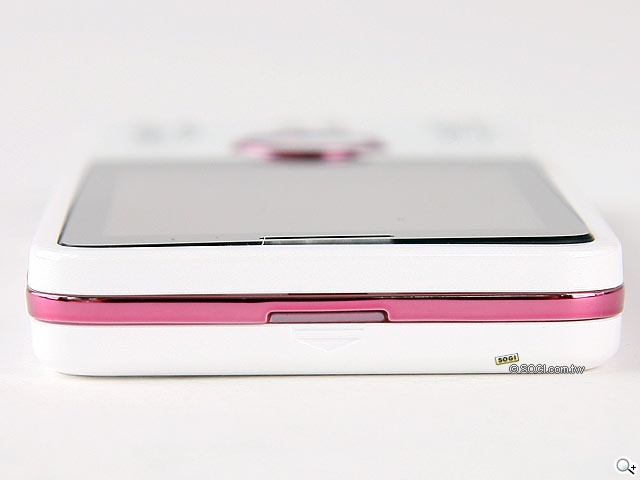 雙卡雙待粉嫩登場 UTEC V396 雙卡雙待粉嫩登場 UTEC V396