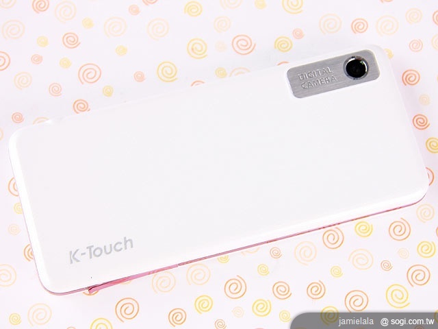 雙卡雙待粉嫩登場 UTEC V396 雙卡雙待粉嫩登場 UTEC V396