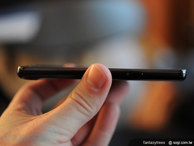 三星i9000時代過去 GALAXY S II登場【MWC 2011】 三星i9000時代過去 GALAXY S II登場【MWC 2011】