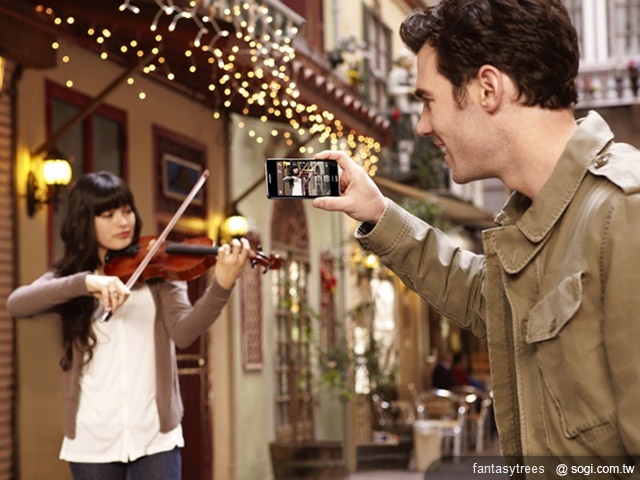 三星i9000時代過去 GALAXY S II登場【MWC 2011】 三星i9000時代過去 GALAXY S II登場【MWC 2011】