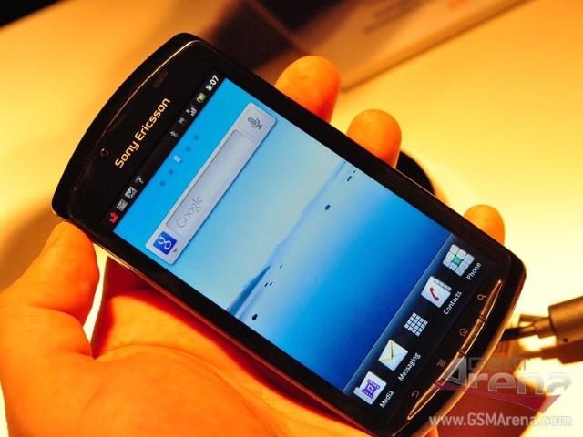 SE XPERIA Play實機 2/18台灣亮相 SE XPERIA Play實機 2/18台灣亮相