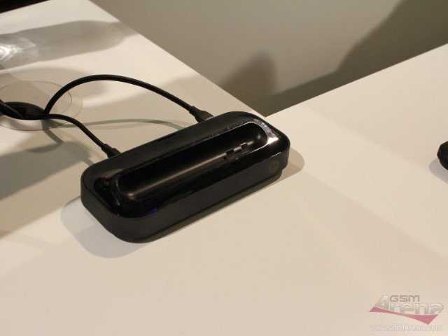 MOTO反攻 強推Atrix 4G、Droid Pro MOTO反攻 強推Atrix 4G、Droid Pro