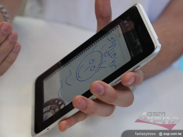 HTC Flyer平板 搭1.5GHz處理器7吋現身 HTC Flyer平板 搭1.5GHz處理器7吋現身