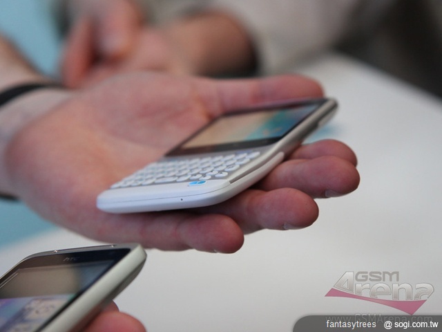 HTC推臉書手機ChaCha、Salsa【MWC 2011】 HTC推臉書手機ChaCha、Salsa【MWC 2011】