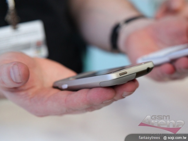 HTC推臉書手機ChaCha、Salsa【MWC 2011】 HTC推臉書手機ChaCha、Salsa【MWC 2011】