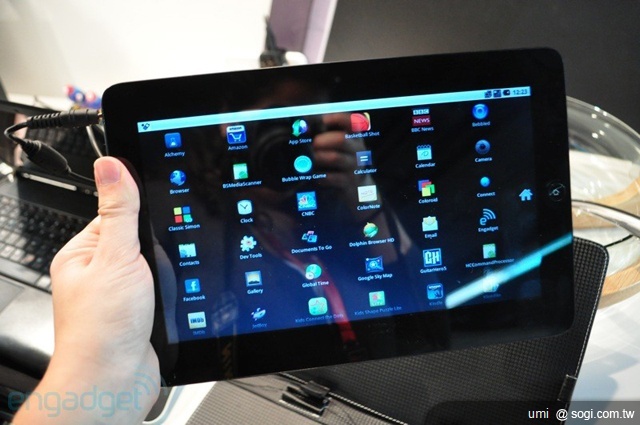 優派ViewPad 10Pro平板搶先看【MWC 2011】 優派ViewPad 10Pro平板搶先看【MWC 2011】