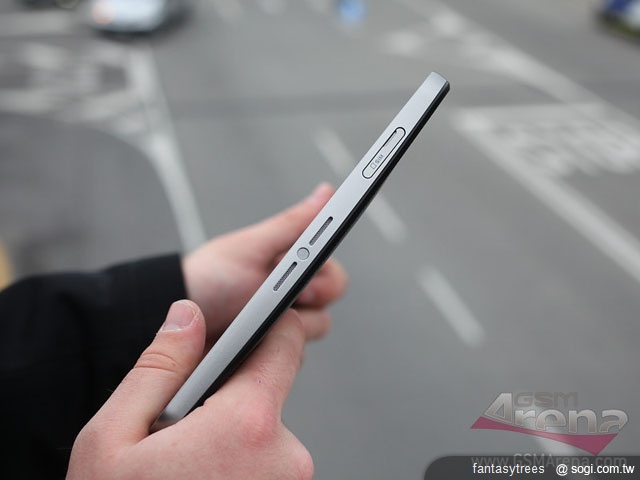 三星發表新平板電腦 GALAXY Tab 10.1【MWC 2011】 三星發表新平板電腦 GALAXY Tab 10.1【MWC 2011】