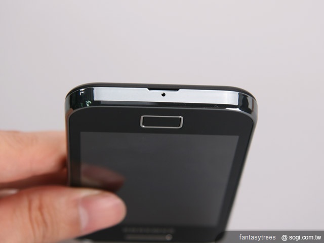 新生代中階王者 - 三星GALAXY Ace S5830