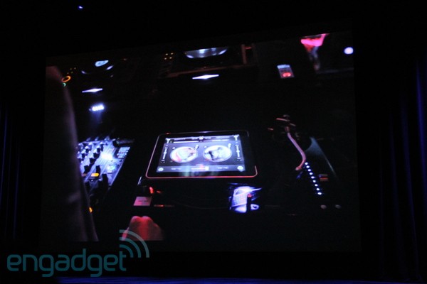 雙核平板Apple iPad 2發表 售499美元! 雙核平板Apple iPad 2發表 售499美元!