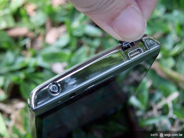 誘人美型機 SE XPERIA Arc 性感登場 誘人美型機 SE XPERIA Arc 性感登場