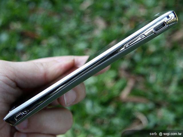 誘人美型機 SE XPERIA Arc 性感登場 誘人美型機 SE XPERIA Arc 性感登場