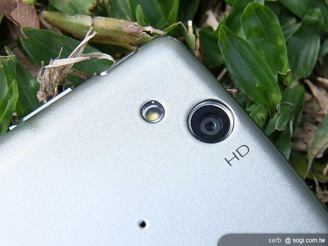 誘人美型機 SE XPERIA Arc 性感登場 誘人美型機 SE XPERIA Arc 性感登場