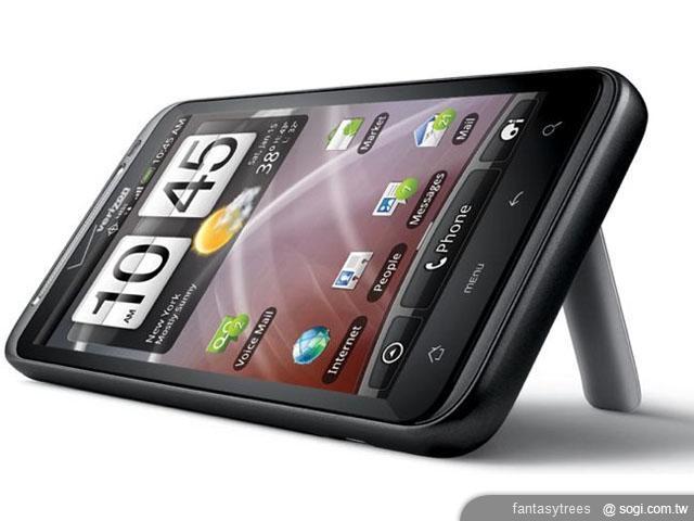 全球首款4G手機HTC ThunderBolt在美開賣 全球首款4G手機HTC ThunderBolt在美開賣
