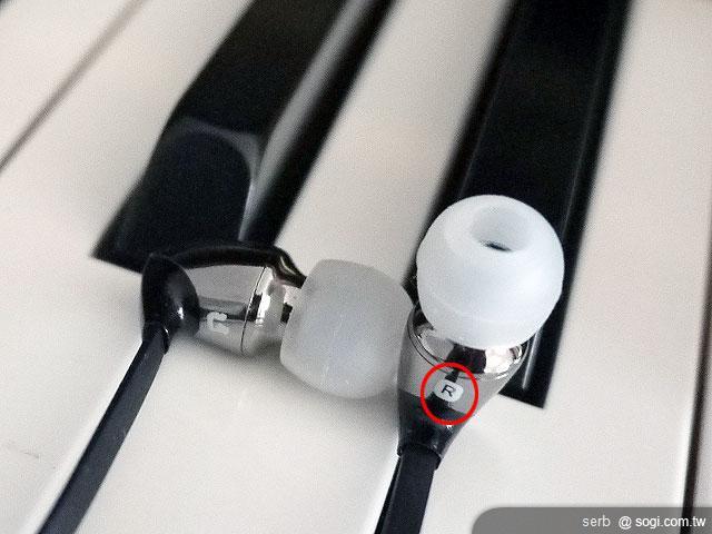 Ultimate Ears 400vi耳機 實現你的搖滾夢 Ultimate Ears 400vi耳機 實現你的搖滾夢