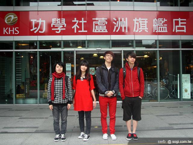 Ultimate Ears 400vi耳機 實現你的搖滾夢 Ultimate Ears 400vi耳機 實現你的搖滾夢