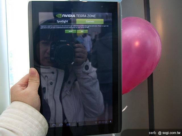 Acer Iconia A500 春電展開賣 18,200元