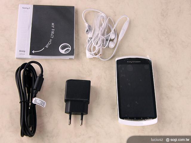 史上最美型電玩手機 - SE XPERIA PLAY 史上最美型電玩手機 - SE XPERIA PLAY