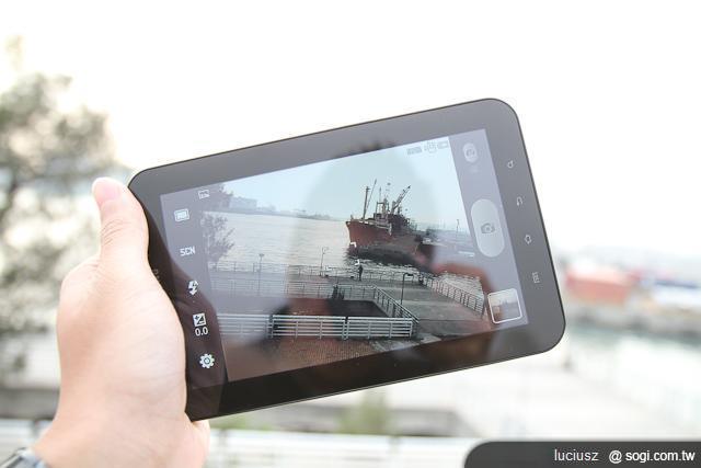 三星 GALAXY Tab Wi-Fi 啟動無限生活樂趣 三星 GALAXY Tab Wi-Fi 啟動無限生活樂趣