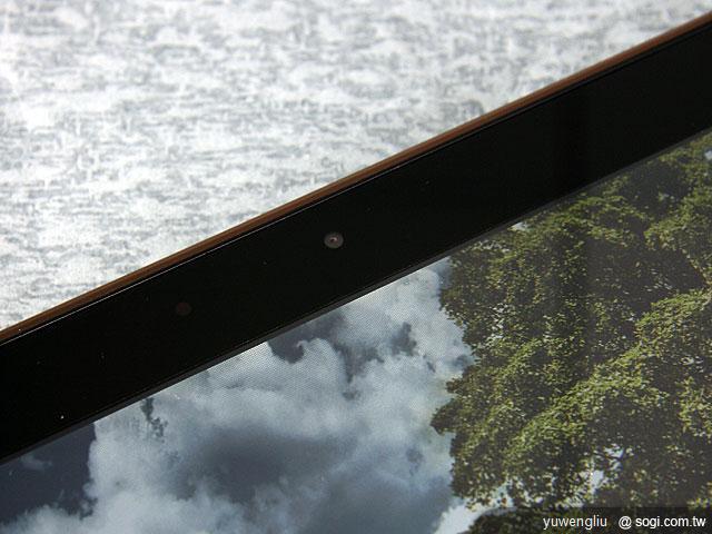 蜂巢變形平板 Eee Pad Transformer