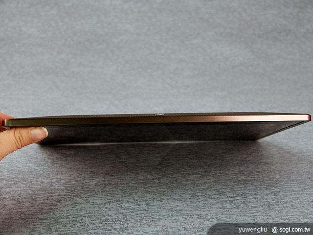 蜂巢變形平板 Eee Pad Transformer