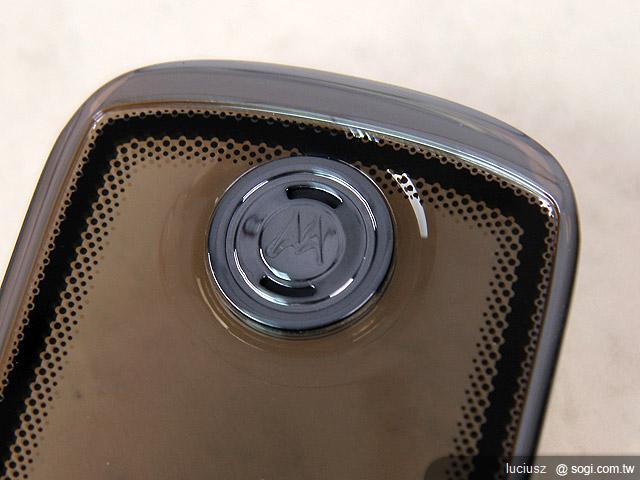 MOTO 明 A1680 - 重披戰袍 再創經典