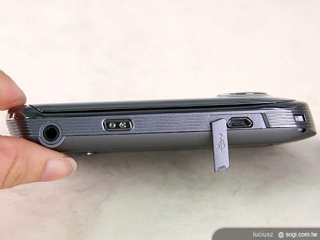 MOTO 明 A1680 - 重披戰袍 再創經典