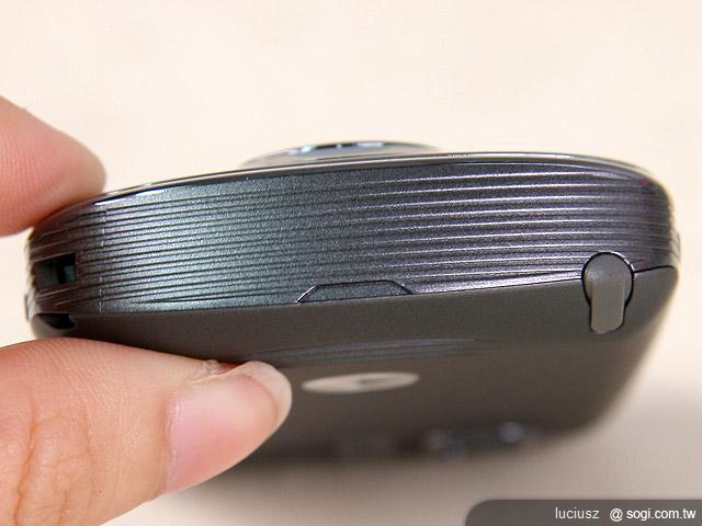 MOTO 明 A1680 - 重披戰袍 再創經典