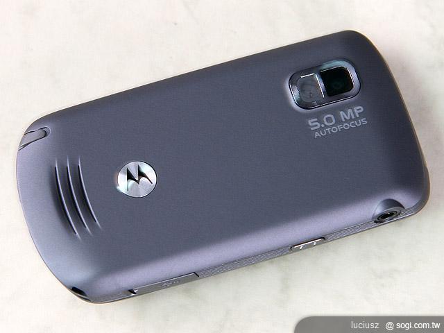 MOTO 明 A1680 - 重披戰袍 再創經典